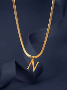 1pc European & American Fashion 26 Letter Pendant Blade Chain Necklace, 18K Gold Plated Stainless Steel, Non-Fading, Suitable For Women Everyday & Holiday Wear