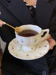 Zestaw 1 filiżanki do kawy i spodka z francuskim złotym rantem i kwiatowym wzorem, zabytkowa, ekskluzywna filiżanka do kawy z płatkami, ekskluzywny kubek deserowy, kubek na mleko śniadaniowe, talerzyk na przekąski, odpowiedni do domu, restauracji, kawiarni, cukierni, prezentu dla przyjaciół, zastawy stołowej, imprezy - Wielokolorowe - Zobacz 3