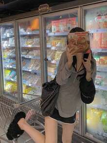 全新轻盈 V 领长袖宽松透视罩衫，灰色，中长款 - 灰色 - 查看 3