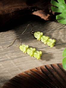 زوج من أقراط الزهور التاج الراتنجية البوهيمية الجديدة، مناسبة للارتداء اليومي وارتداء الشاطئ