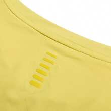 Under Armour Men's UA LAUNCH ELITE SHORTSLEEVE Short Sleeve Casual Top, Round Neck Minimalist T-Shirt 1389802-729 - Green Light Yellow - View 7