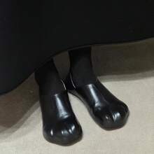 Women Flats - Black - View 4