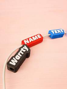 1 pezzo Protezione cavo personalizzata, testo con nome personalizzato, etichetta per caricabatterie 3D compatibile con iPhone, adatta per viaggio, scrivania o uso in ufficio - regalo unico con nome per compleanno, San Valentino, Festa della Mamma, Festa del Papà, anniversario, Natale, bomboniere, regalo per lei o lui - Multicolore - Visualizzare 8