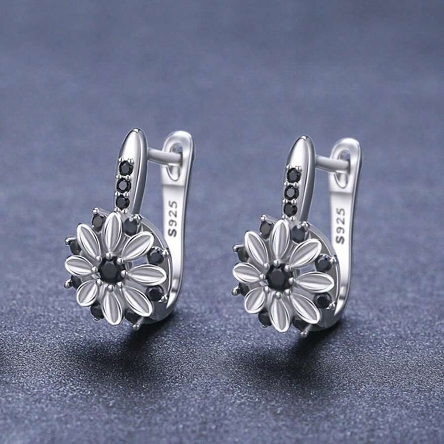 1 Stück 925 Sterling Silber elegante schwarze Zirkonia Blumen Ohrstecker für Frauen, geeignet für den täglichen Gebrauch, Feiertage, Geburtstage, Geschenke für Familie und Freunde - Silber - Übersicht 1