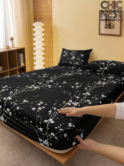 1Pc Black Plum Blossom Flower Pattern Fitted Sheet, Tree Branches Mattress Protector, Valentine's Day Mattress Cover For Bed, Bed Sheet, Soft And Breathable, For All Size Bed -Twin, Full, King, Queen Size Sheet Deep Pocket Bed Sheets Home Textile Back School Bedding Domitory Bedding Set