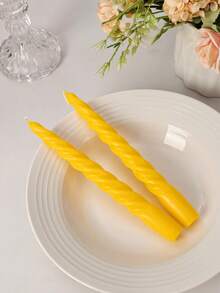 4pcs Spiral Long Bar Aromatherapy Candles, Yellow Scented Twisted Candle Set, 7.2in Candles For Home Decoration, Kitchen, Bedroom, Halloween, Christmas Atmosphere Home Decoration Gifts