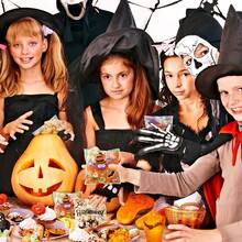 PCS Halloween Treat Ziplock Bags(4x4 Inch) Self-Sealing Candy Cookie Goodie Goody Small Wrap Bags Halloween Party Favors Supplies Decorations Spider Web Bat Pumpkin Pouches Table Decor - 200個聖派翠克節袋子 - 查看 8