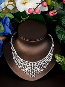 1 set de bijuterii decorate cu zirconiu cubic, pietre prețioase verzi, potrivite pentru ținute formale feminine