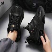 Herren atmungsaktive Sportschuhe, leichte rutschfeste Lässig Schuhe, vielseitig, Neuankunft 2025, geruchsresistentes Mesh