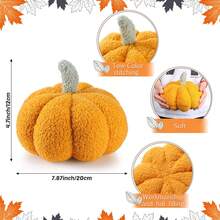 Almohada de peluche 3D con diseño de calabaza esponjosa - Animal de peluche realista de poliéster con 6 colores vibrantes (rojo, amarillo, verde, naranja, rosa, blanco) para decoración de Halloween, decoración del hogar, regalos de fiesta de cumpleaños y accesorios acogedores para el hogar, decoraciones de calabaza, decoración festiva, superficie texturizada