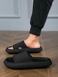 Men's Spring To Summer Home Slippers, Lightweight & Thick-Soled Black Slippers, Non-Slip Beach & Outdoor Sport Slippers For Large Feet - Black - View 8