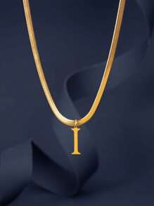 1pc European & American Fashion 26 Letter Pendant Blade Chain Necklace, 18K Gold Plated Stainless Steel, Non-Fading, Suitable For Women Everyday & Holiday Wear