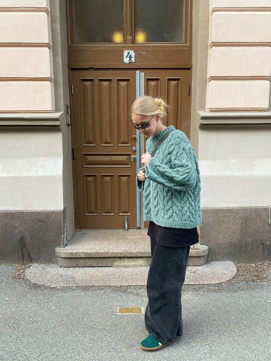 Chunky Cable Knit Pullover Sweater, Design-Oriented Soft & Furry Deer Wool Blend For Women, Autumn Winter