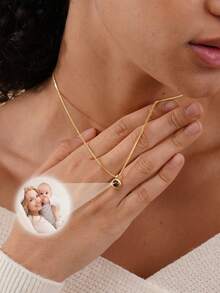 Customized Photo Necklace, Stainless Steel Box Chain Personalized Projection Necklace, Memorial Gift, Pet Memorial Jewelry With Embedded Photo, Fashionable & Minimalist Women's Jewelry, Ideal Gift For Girlfriend, Birthday, Anniversary, Party, Graduation, Wedding, Valentine's Day, Mother's Day, New Year, Christmas