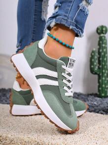 1 Pair Women's Casual Sports Shoes, Patchwork Fabric Thick Sole Retro Sneakers, New Spring/Autumn Casual Sneakers, Classic Black Pointed Toe Lace-Up Outdoor Shoes, Suitable For Students, Office Workers, Walking, Running And Other Occasions, Holidays, Parties, Vacations