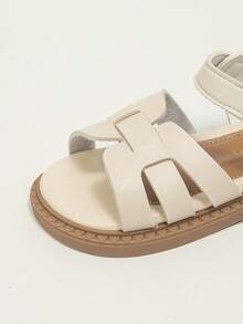 2025 儿童凉鞋，米色简约风格，棕色加固包边，带魔术贴，可调节柔软橡胶防滑交叉绑带平底复古可爱儿童凉鞋，适合 3-10 岁儿童，适合上学和户外玩耍！ - 米色 - 查看 6