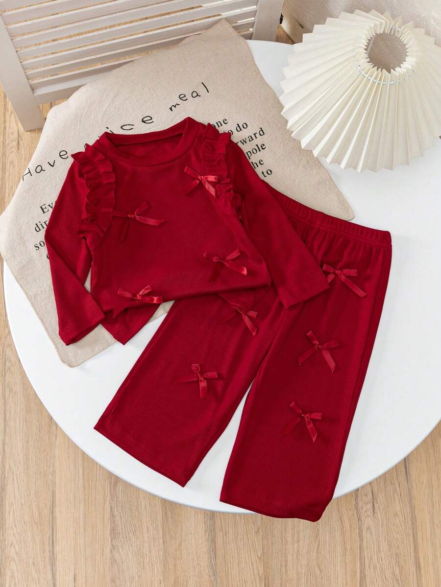 مجموعة بنطلون ولباس علوي كم طويل مزينة بفراشات حمراء للبنات، قطعتان