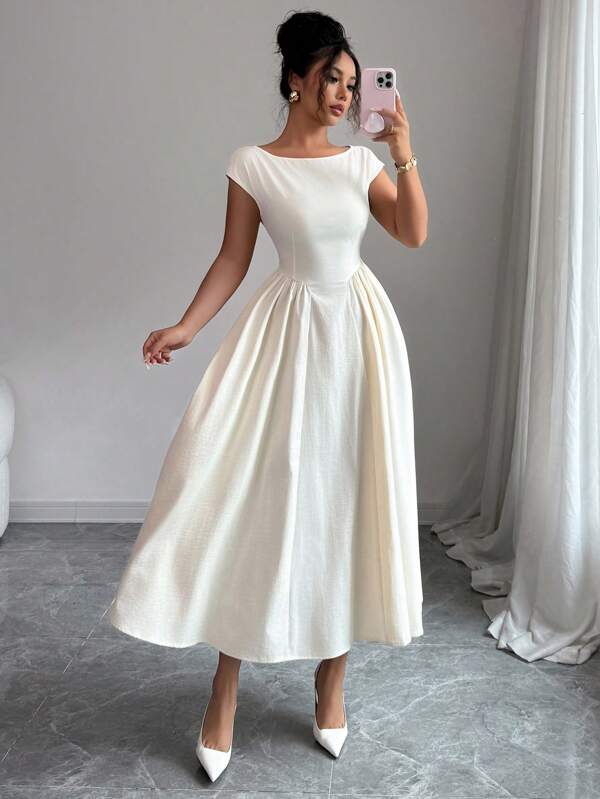 Floreya Apricot Elegant French Style Cinched Waist Maxi Dress With Cutout Back, For Daily Dates