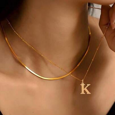 1 件迷你心形吊坠和不锈钢字母项链 - 双层可调节链条项链，26 个字母双层可调节链条珠宝，极简主义奢华，时尚百搭高端优雅简约风格，适合日常休闲、派对、通勤、度假，是送给女性的绝佳礼物