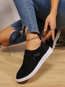 Size 43 Women Canvas Shoes, Versatile Casual Sneakers, Breathable Lightweight Soft Sole Cloth Shoes, Plus Size - Black - View 5
