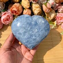 1 件波西米亚海蓝宝石心形水晶装饰 - 珠宝、家居装饰和特殊场合、节日礼物、舒缓的蓝色色调、光滑的纹理适合冥想、瑜伽、精神和装饰水晶礼物、优雅的宝石、光泽的表面、精神装饰