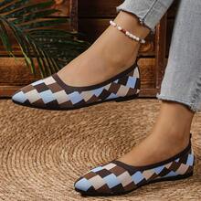 أحذية نسائية قماشية مريحة وعملية بدون كعب