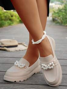 Women's Thick Sole Solid Color Loafers, Fashionable College Style Metal Pearl Loafers, Comfortable And Lightweight Shoes Black Retro French Thick Sole Mary Jane Shoes For Women, New Style Suitable For Dresses, Low Vamp Shoes