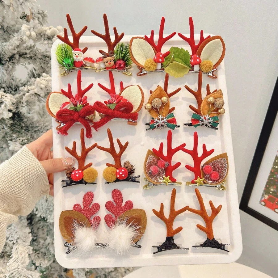 2pcs Reindeer Antler Hair Clips With Pom-Pons And Ears, Christmas Women's Hair Accessories For The Festival, Santa Claus, Bells, Pom-Pons Decorated Hair Clips, Very Suitable For Seasonal Celebrations And Decorations, Festival Party Prop Accessories, Hair Clips, Plastic Material, Christmas Small Gifts