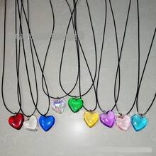 In Stock Instant Delivery Yocoyee Dainty Colorful Glass Heart Shape Pendant Necklace Stainless Steel Link Rope Chain Love Heart Charms Pendant Necklace Y2K Jewelry Accessories Women Jewelry C4CM - 紫色 - 查看 3