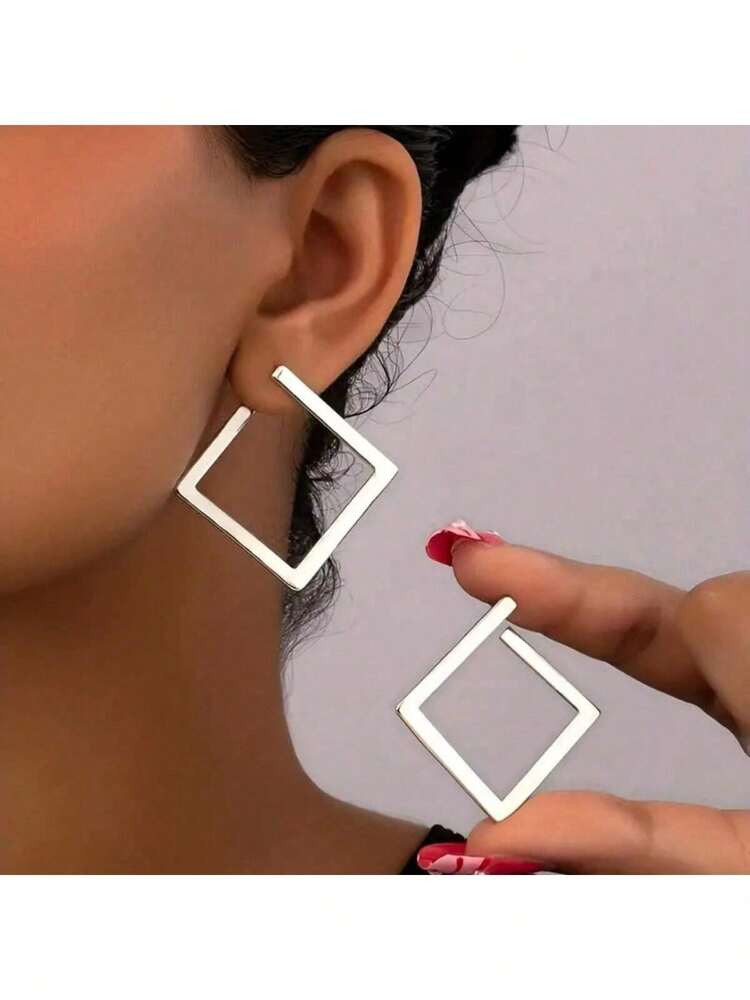 Fashionable Minimalist Geometric Square Earrings, Suitable For Women's Daily Wear