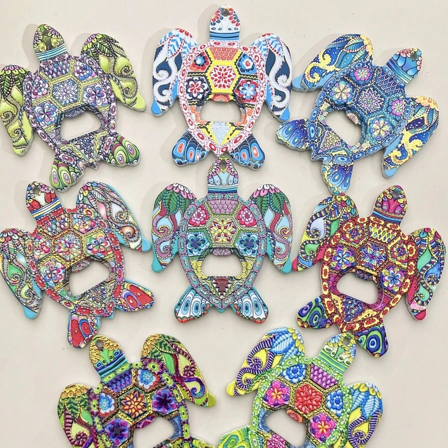 A Turtle-Shaped Vintage Fosseasia Geometrically Symmetrical Pattern Embossed With Gold Foil And Double-Use Refrigerator Magnet. It Can Be Used As A Bottle Opener And Is Suitable For Home Decoration, Daily Use And As A Holiday Gift.