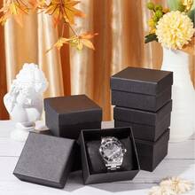 Cajas de regalo de reloj de nailon, caja de almacenamiento y exhibición de unicolor simple para relojes, organizador de joyería. Cajas de regalo de reloj de nailon, cajas de regalo para joyas con soporte para pulsera y almacenamiento cuadrado para relojes inteligentes y relojes de pulsera. Cajas de exhibición de joyería rectangulares para relojes, anillos y aretes.