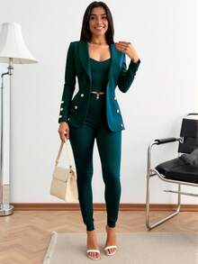 Conjunto Elegante de Tres Piezas para Mujer – Blazer, Top y Pantalón a Juego – Estilo Formal y Casual con Detalles de Perlas - Verde botella - Ver 3