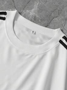 Men's Sports & Basketball Style Casual Black Ribbon Short Sleeve T-Shirt With English Text & Minimalist Letter Print, Suitable For School, Daily Wear, Street Style, Boyfriend Gift