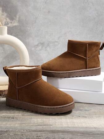 2025 Nuevas botas de nieve cortas para mujer, zapatos de invierno cálidos, forrados de felpa gruesa, antideslizantes, botas de tobillo cálidas