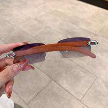 Unisex Luxury Wooden Frameless Glasses - Vintage Metal Frame, Brown Lenses, Decorative PC Lenses, Includes Metal Hinges And No Battery/Complex, Fashionable Glasses, Elegant Glasses - 金茶 - 查看 2