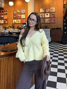SEREN Autumn And Winter New Cream Yellow V-Neck Single Row Button Long Sleeved Cardigan Top, Fashionable, Gentle, Romantic, Simple, Versatile, Korean Elegant And Sweet, Suitable For Daily Commuting, Street Side Sweaters Cardigans Autumn Women's Clothing