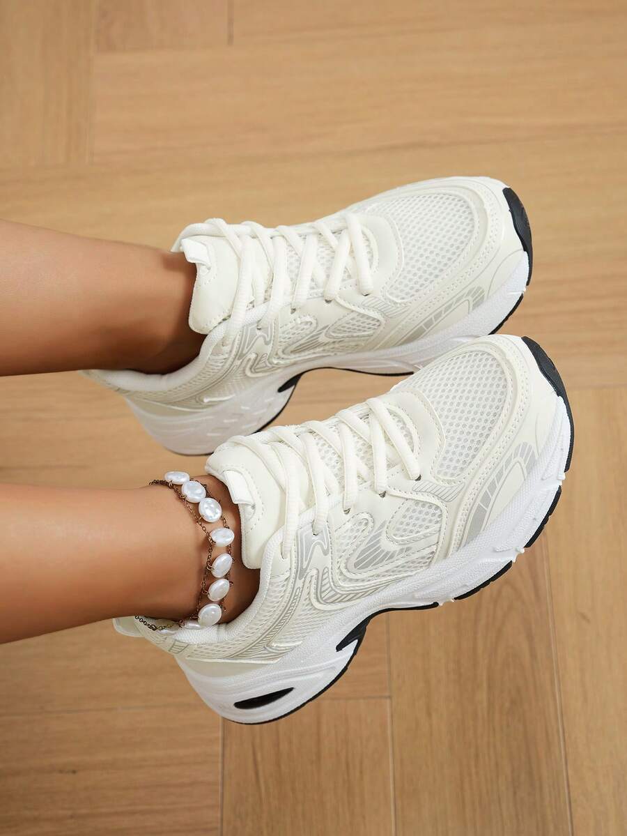 撞色纯色学院风休闲女鞋，春秋新款运动鞋，厚底坡跟增高学生鞋，网布和皮革拼接系带时尚运动鞋，户外步行慢跑鞋，建议欧美顾客选购大一码。 - 米色 - 查看 1