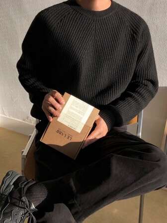 白悦男士宽松纯色休闲通勤风圆领针织衫，圣诞节新年款，长袖上衣