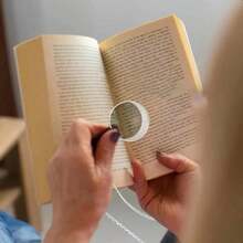 1/2Pcs Metal Magnifying Glass,Sweater Chain Jewelry Magnifying Glass,Neck Magnifying Glass Magnifying Glass Pendant 10x Magnifying Effect Fashionable Magnifying Glass Mother's Day Gift For Enlarged Fonts