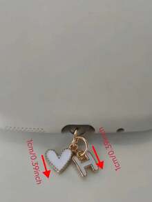 1pc White Heart-Shaped Phone Dust Plug, 26 Alphabet Dust Plug For Charging Port, DIY Phone Decor Suitable For Lightning (5-14) / Type-C