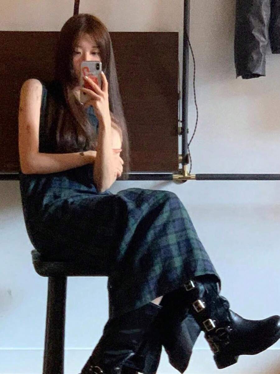 复古不落俗套圆领宽松露背开衩格子无袖连衣裙女