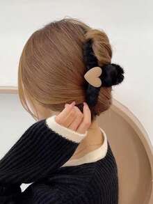 New Autumn/Winter Rabbit Fur Cute Flocked Bear Hair Clip, Elegant Hair Claw Hair Accessory For Women Hair Accessories Fashion Hair Claw Clips Autumn Accessories Fall Hair Clutch Accessories