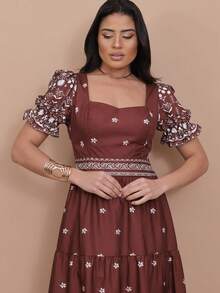 Helena Crepe Printed Midi Dress With Short Sleeves - Mocha Brown - View 3