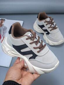 Zapatillas casuales para niños con suela cómoda, antideslizante y duradera, con bloques de color, adecuadas para todas las estaciones