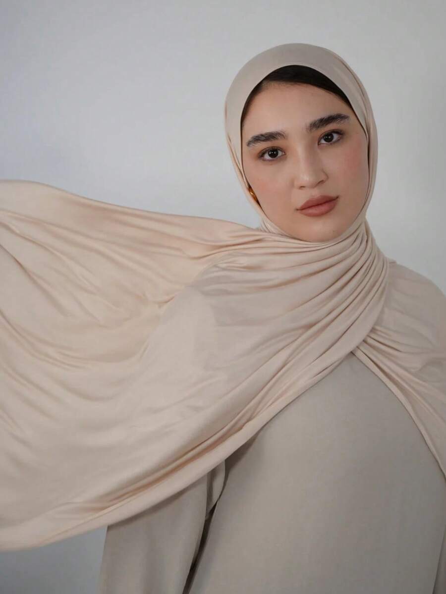 1pc Solid Color Elegant & Soft Scarf, Women's Viscose Comfortable Multifunctional Headscarf, Suitable For Daily Wear For Dress - Light Beige - View 1