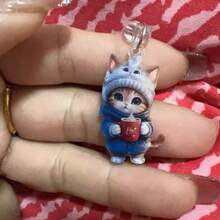 1 件/套 暖冬猫 2D 平面亚克力吊坠手机防尘塞 兼容 Apple/Type-C - 彩色 - 查看 5