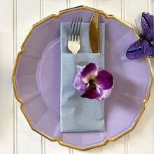 10 piezas/30 piezas/50 piezas Platos de papel para el almuerzo de color púrpura claro, platos de fiesta, con borde ondulado de lámina de oro, adecuados para cumpleaños y bodas (9 pulgadas) - Morado - Ver 8