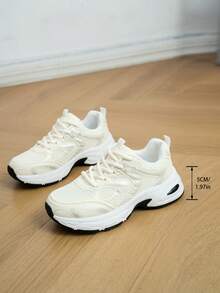 撞色纯色学院风休闲女鞋，春秋新款运动鞋，厚底坡跟增高学生鞋，网布和皮革拼接系带时尚运动鞋，户外步行慢跑鞋，建议欧美顾客选购大一码。 - 米色 - 查看 5