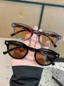 1pc/2pcs/3pcs Women Fashion Sunglasses, 2025 New Retro Mini Frame Sunglasses, Metal Hinge, Suitable For Daily, Party, Music Festival Fashionable Shade Elegant Outfit Family Outings Travel Vacation Holiday For Summer Beach Vacation,Outdoor,Travel